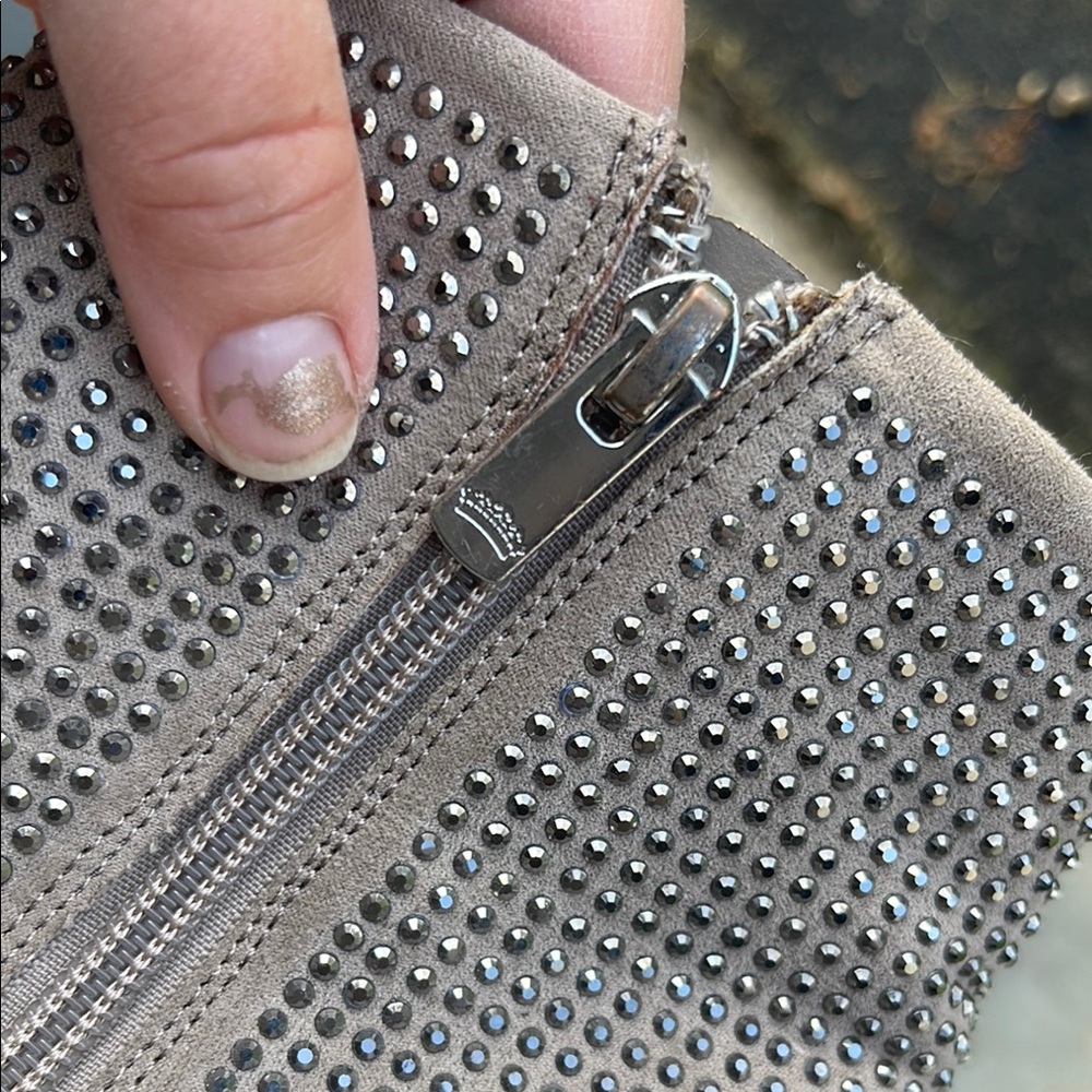 Juicy Couture Silver Black Ankle Booties - Picture 7 of 8
